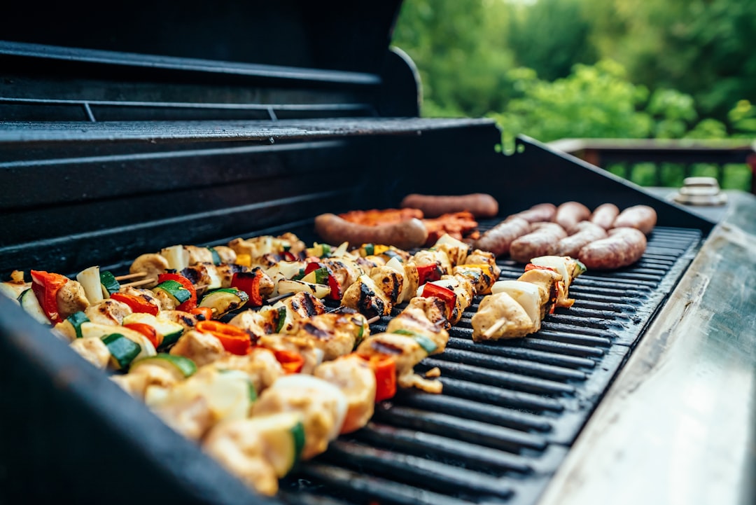 Čistění grilu Praha – profesionální odmašťování grilu a BBQ